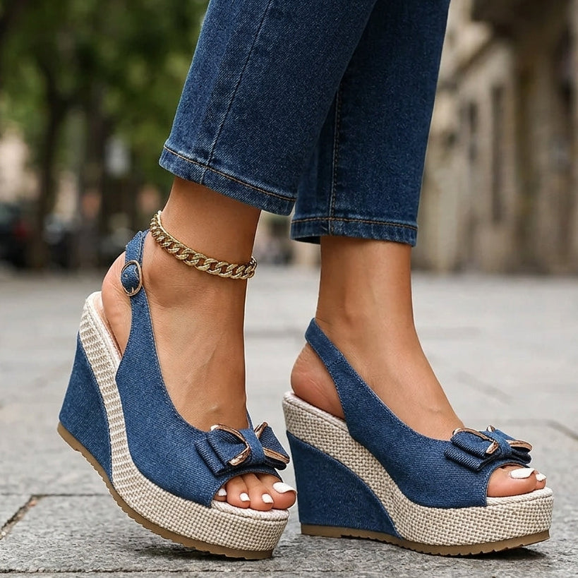 Zeppe in denim celeste con fiocco
