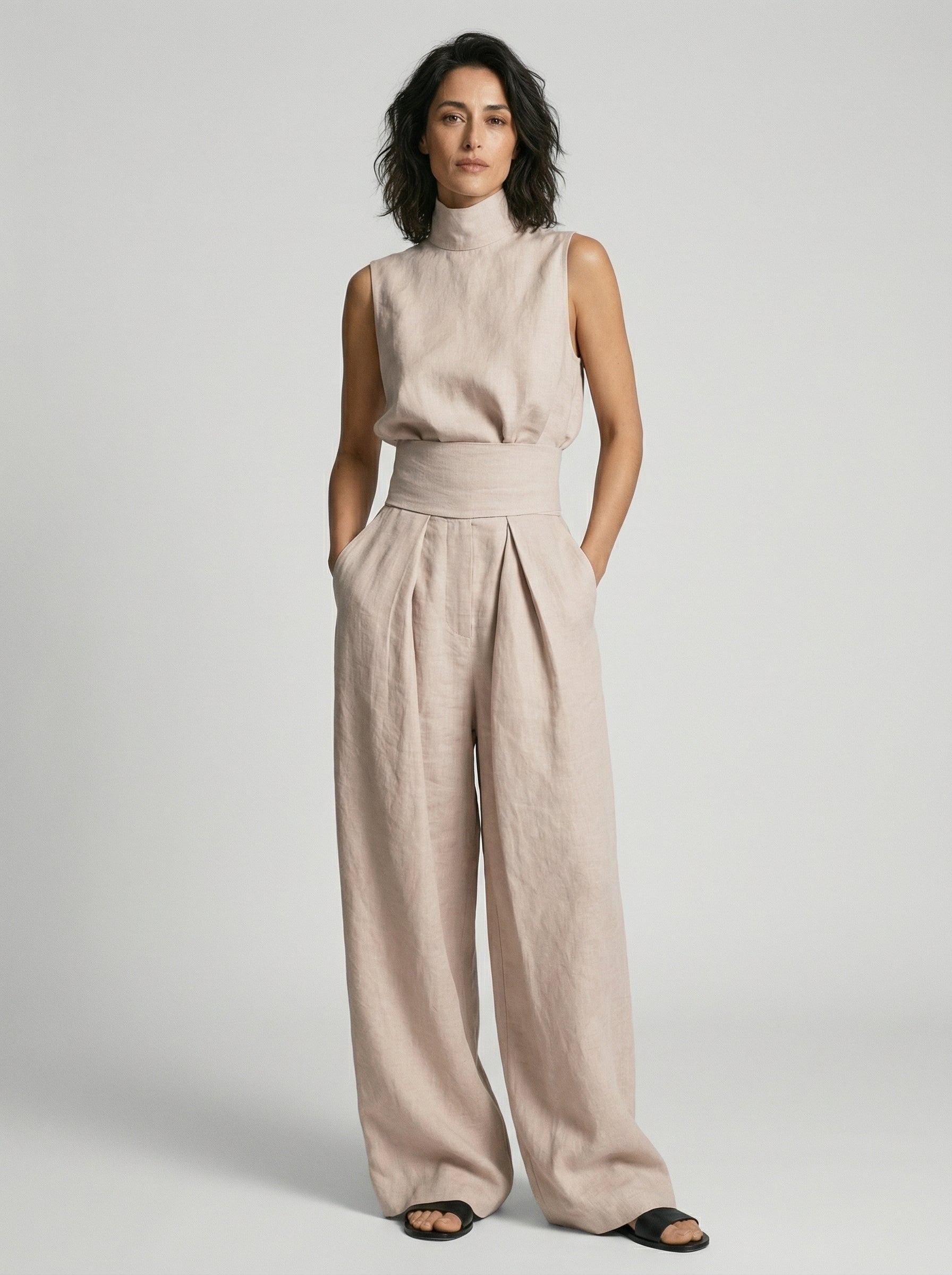 Nuria | Set minimalista con top senza maniche • S1
