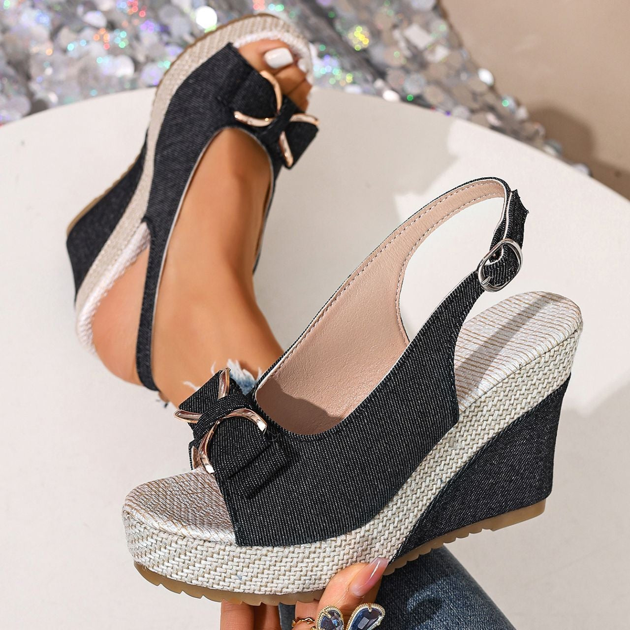 Zeppe in denim celeste con fiocco