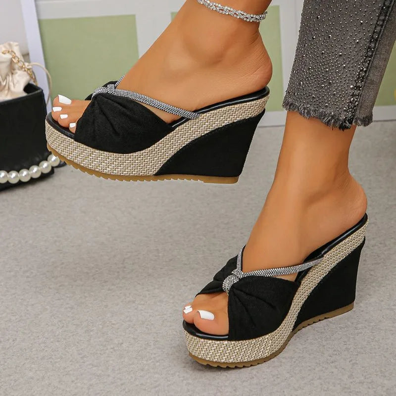 Pantofole Naomi a piattaforma