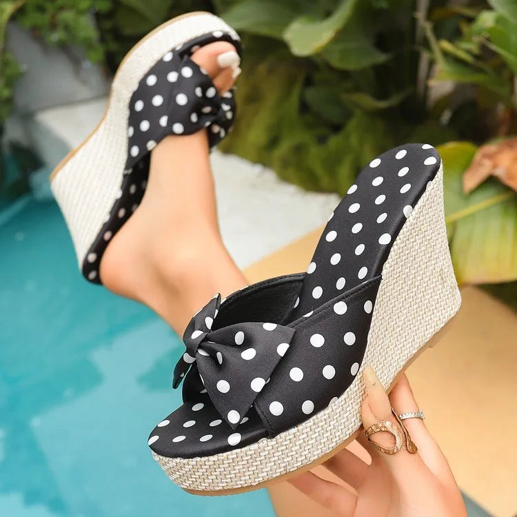 Elara sandali con zeppa a pois