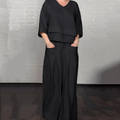 Liza | Set a due pezzi in misto cotone e lino – Top con scollo a V e pantaloni a gamba larga • S1